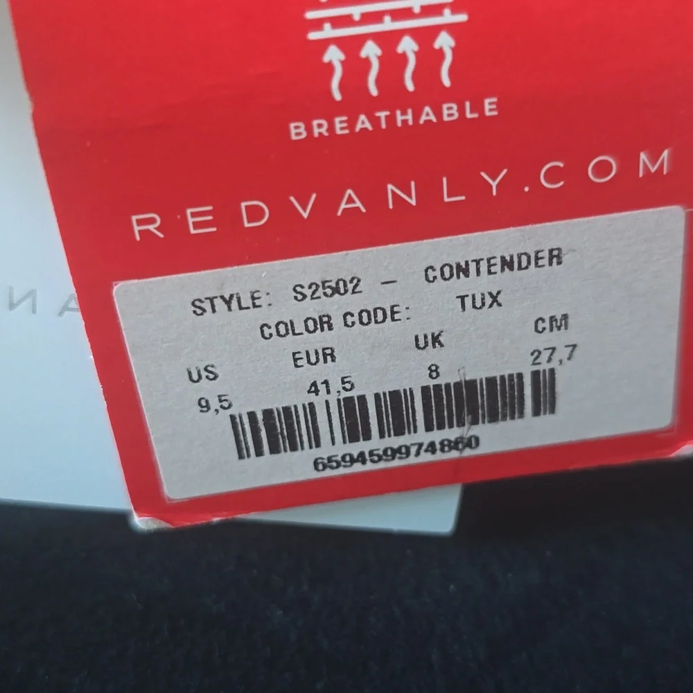 Redvanly Bright White/Tuxedo Black  Contender Sneaker